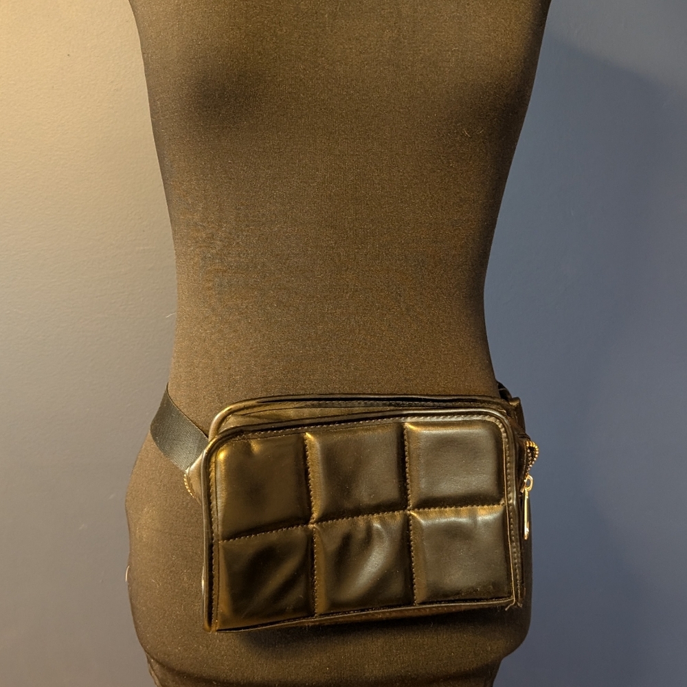 Black Quilted Men's Waist Bag
